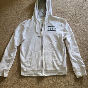 Aeropostale hoodie (Med)